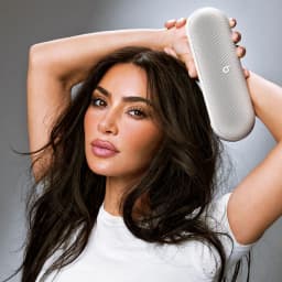 Беспроводная колонка Beats Pill (Kim Kardashian) Light Gray - вид 2